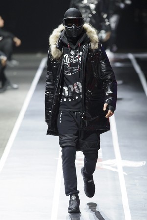 06_Plein_Sport_original_ppls_mln_aw17_014.jpg