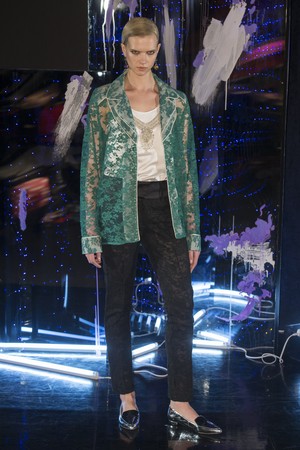 19_Yuna_Yang_original_yuna_ny_aw17_37.jpg