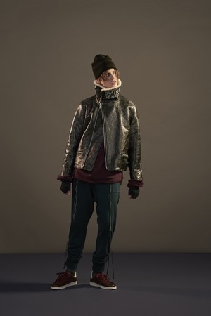 30_Undercover_original_und_aw17_030.jpg