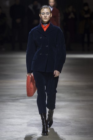 61_Kenzo_original_knz_prs_aw17_182.jpg