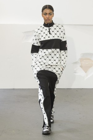 19_Avoc_original_avo_aw17_037.jpg