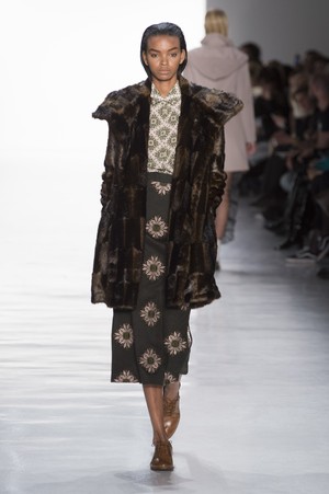 42_Marcel_Ostertag_original_osg_ny_aw17_083.jpg