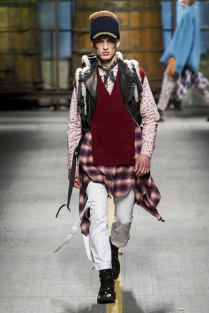 07_DSquared2_original_dsq_mln_aw17_021.jpg