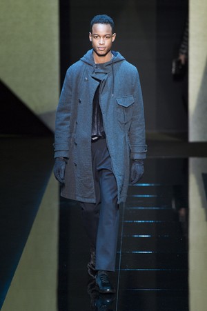 35_Giorgio_Armani_original_arm_mln_aw17_105.jpg