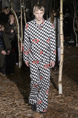 20_Off-White_original_offw_aw17_039.jpg