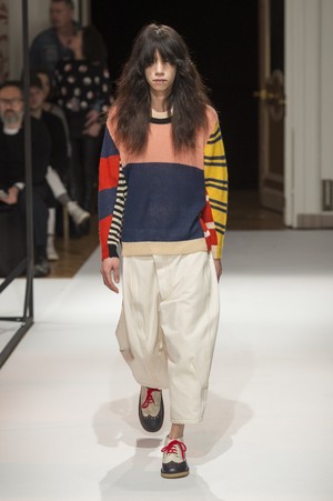 25_Henrik_Vibskov_original_vbk_aw17_065.jpg