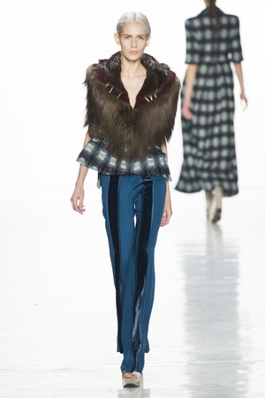 04_Son_Jung_Wan_original_sjw_ny_aw17_07.jpg