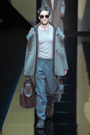 78_Giorgio_Armani_original_arm_mln_aw17_235.jpg