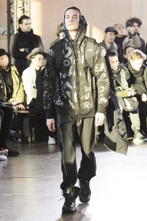 12_Junya_Watanabe_original_wat_aw17_035.jpg