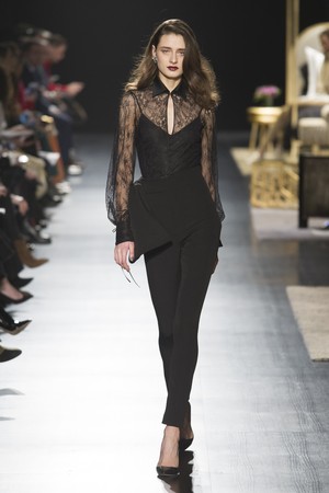 06_Badgley_Mischka_original_mch_ny_aw17_016.jpg