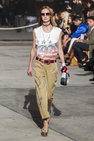 41_Tommy_Hilfiger_original_hfg_ss17_086.jpg