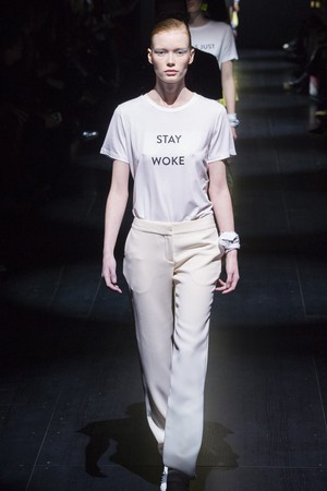 45_Prabal_Gurung_original_pgg_ny_aw17_119.jpg