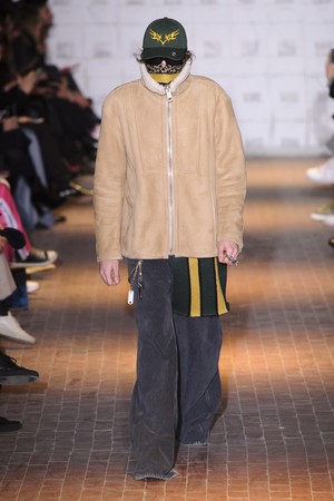 05_Palm_Angels_original_pag_mln_aw17_009.jpg