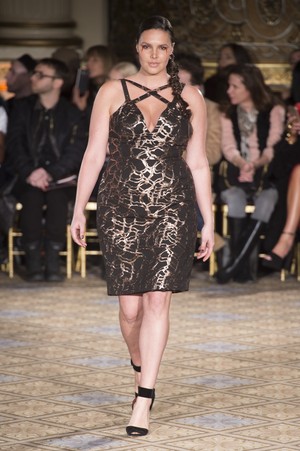 18_Christian_Siriano_original_sno_ny_aw17_035.jpg