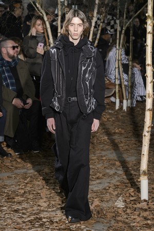 27_Off-White_original_offw_aw17_053.jpg