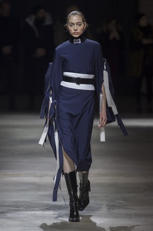 57_Kenzo_original_knz_prs_aw17_170.jpg