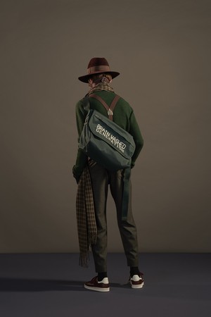 33_Undercover_original_und_aw17_033.jpg