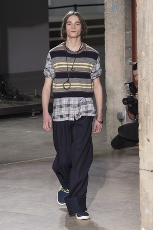 18_Lanvin_original_lvn_prs_aw17_052.jpg