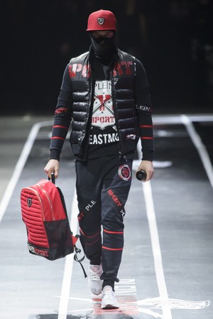 76_Plein_Sport_original_ppls_mln_aw17_154.jpg