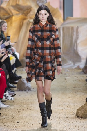 09_Lacoste_original_lct_ny_aw17_026.jpg