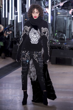 74_Philipp_Plein_original_ppl_ny_aw17_149.jpg
