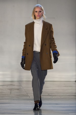 37_Ami_Alexandre_Mattiussi_original_ami_aw17_073.jpg