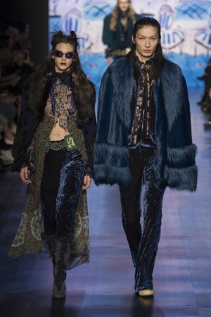 05_Anna_Sui_original_sui_ny_aw17_013.jpg