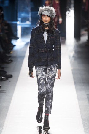15_Desigual_original_dgl_ny_aw17_029.jpg