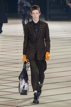 42_Dior_Homme_original_dioh_aw17_125.jpg
