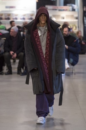 30_Vêtements_original_vtm_FW17_060.jpg