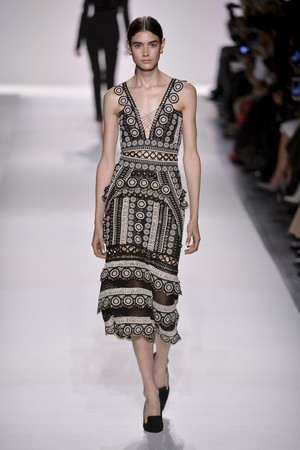 02_Jonathan_Simkhai_original_jsim_ny_aw17_003.jpg