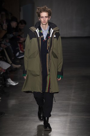 26_Sacai_original_sac_aw17_051.jpg