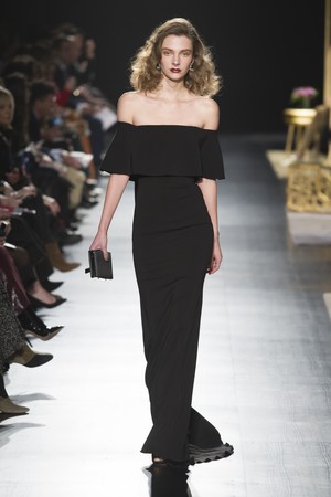 14_Badgley_Mischka_original_mch_ny_aw17_040.jpg