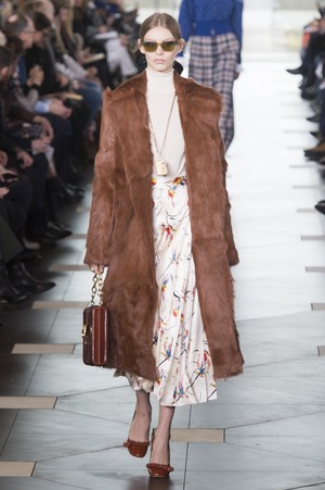 08_Tory_Burch_original_tbr_ny_aw17_024.jpg