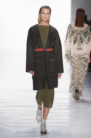 26_Marcel_Ostertag_original_osg_ny_aw17_051.jpg