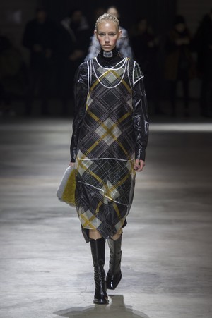 82_Kenzo_original_knz_prs_aw17_245.jpg