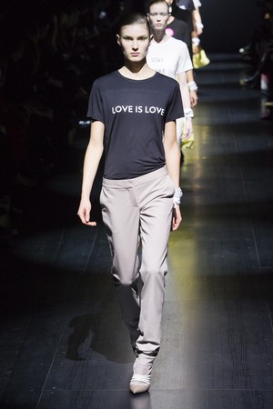 44_Prabal_Gurung_original_pgg_ny_aw17_118.jpg
