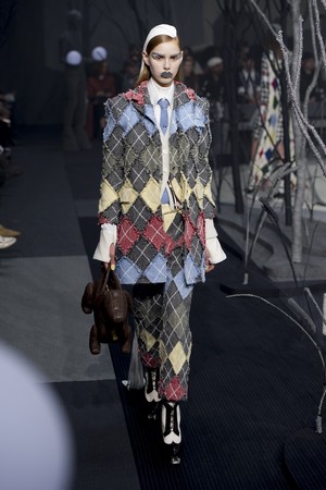 24_Thom_Browne_original_tbw_ny_aw17_072.jpg