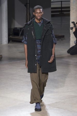 41_Lanvin_original_lvn_prs_aw17_121.jpg