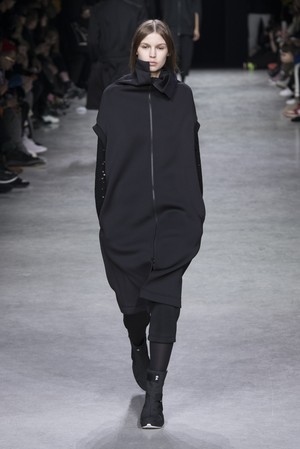 43_Y-3_original_oto_prs_aw17_125.jpg