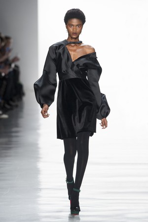 02_Bibhu_Mohapatra_original_bib_ny_aw17_003.jpg