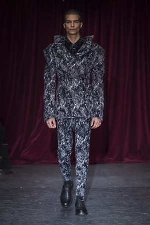 29_Y_Project_original_ypr_prs_aw17_057.jpg
