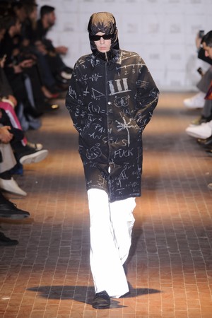 22_Palm_Angels_original_pag_mln_aw17_043.jpg