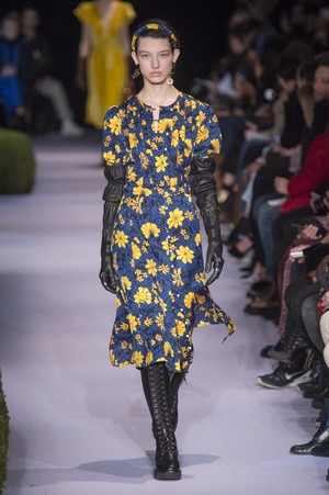 31_Altuzarra_original_alz_ny_aw17_092.jpg