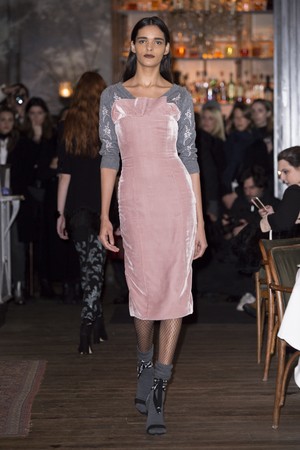 18_Cinq_à_Sept_original_cas_ny_aw17_035.jpg
