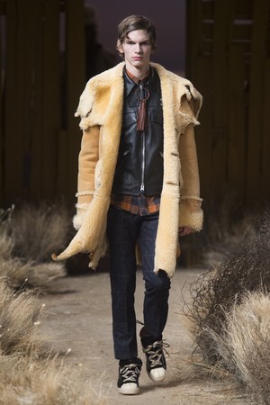 05_Coach_original_coa_ny_aw17_010.jpg