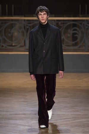 24_Wooyoungmi_original_wym_aw17_048.jpg
