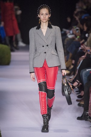 02_Altuzarra_original_alz_ny_aw17_005.jpg