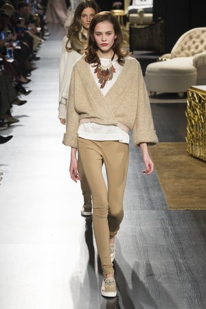 43_Badgley_Mischka_original_mch_ny_aw17_121.jpg