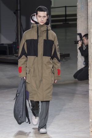 43_Lanvin_original_lvn_prs_aw17_127.jpg